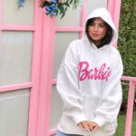 هودي باربي (Barbie) المبطن - لإطلالة مفعمة بالأنوثة والدفء